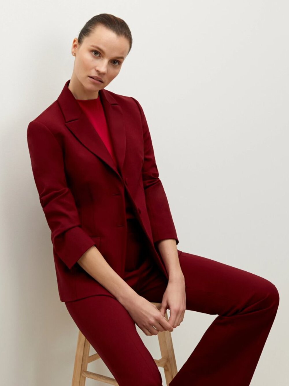 MM.LaFleur Burgundy Tailored Blazer - Picture 3 of 15